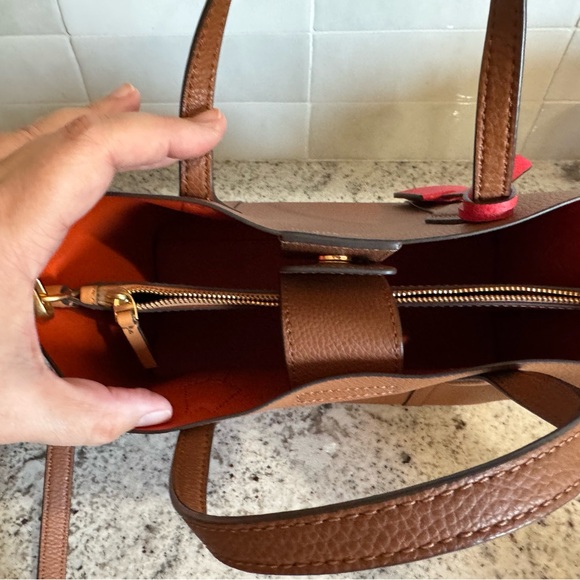 Tory Burch Small Perry Triple Compartment Tote with Crossbody Strap - Picture 3 of 6